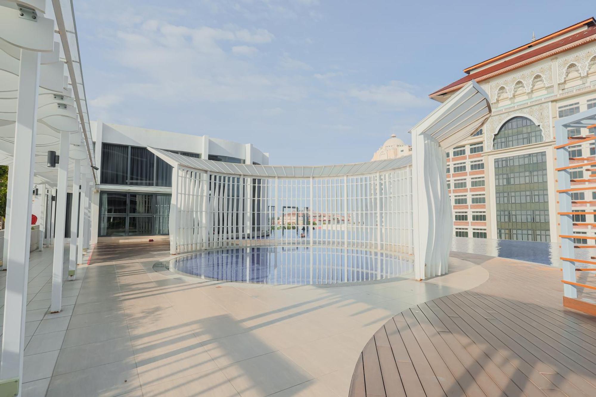 Aaira Troika Residence,Кота Бару Екстериор снимка